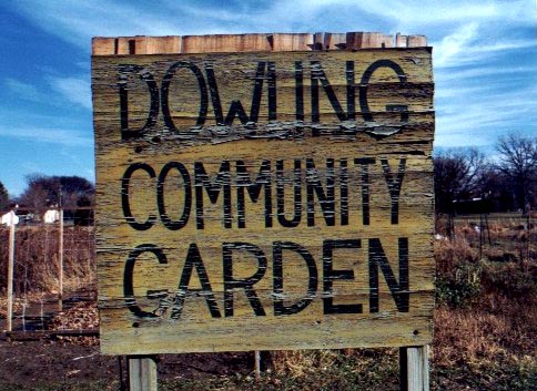 Old Dowling Sign